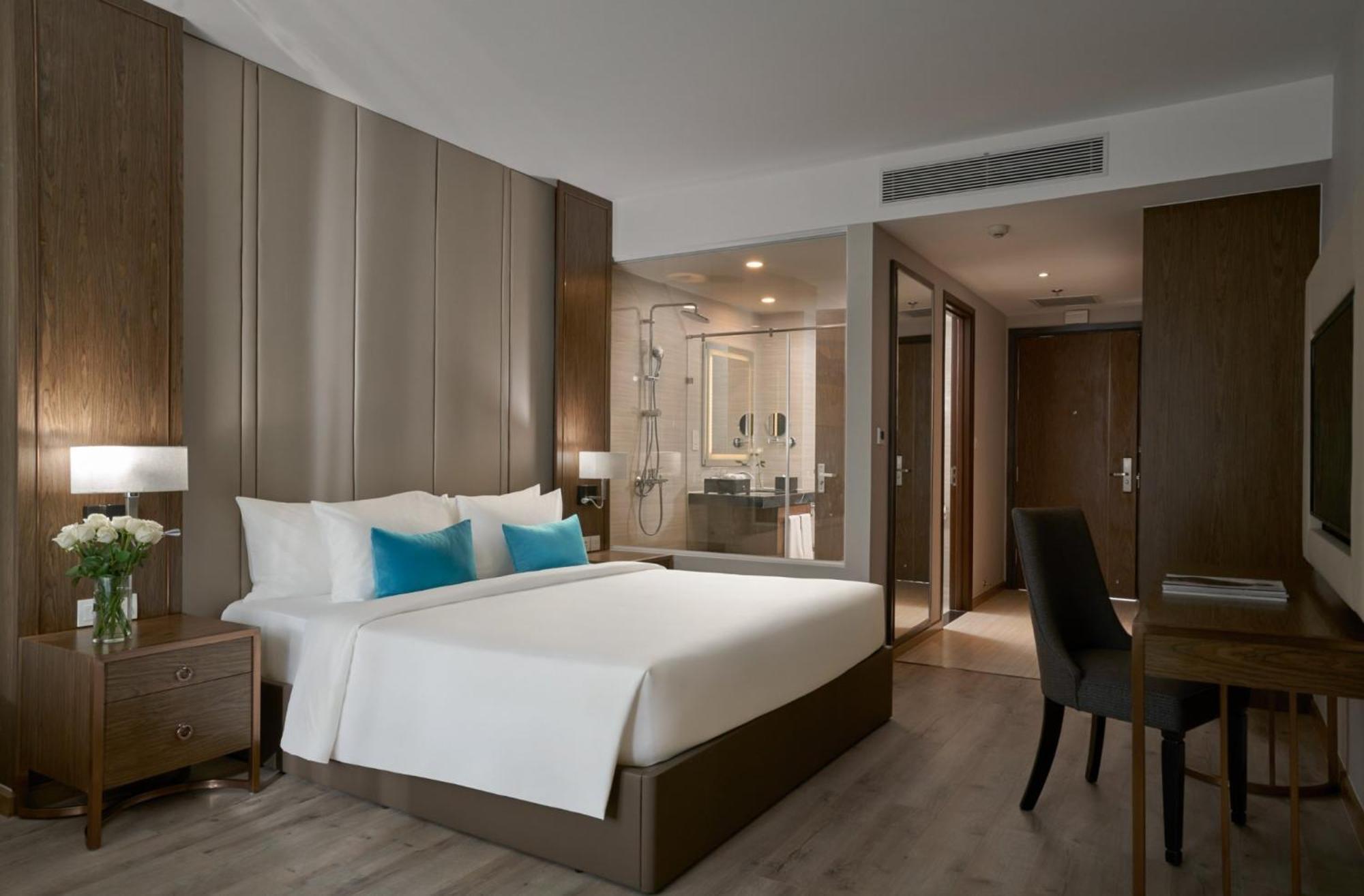 Panorama Beachfront Nha Trang Exterior photo